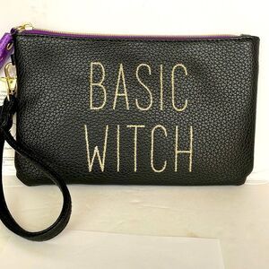 BLACK WRISTLET WITH PHONE CHARGER